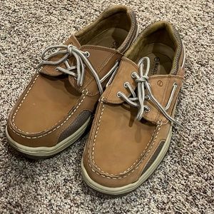 BRAND NEW Magellan men’s shoes